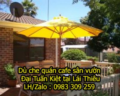 Dù che quán cà phê sân vườn tại Lái Thiêu