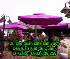 Dù che quán cà phê sân vườn tại Quận 3