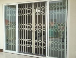 Cửa Kéo Và Cửa Xếp Sự Lựa Chọn An Toàn Và Tối Ưu
